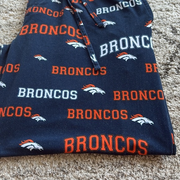 DENVER Broncos FOOTBALL Bottoms Navy and Orange NFL TEAM APPAREL 
elastic band - Picture 3 of 8